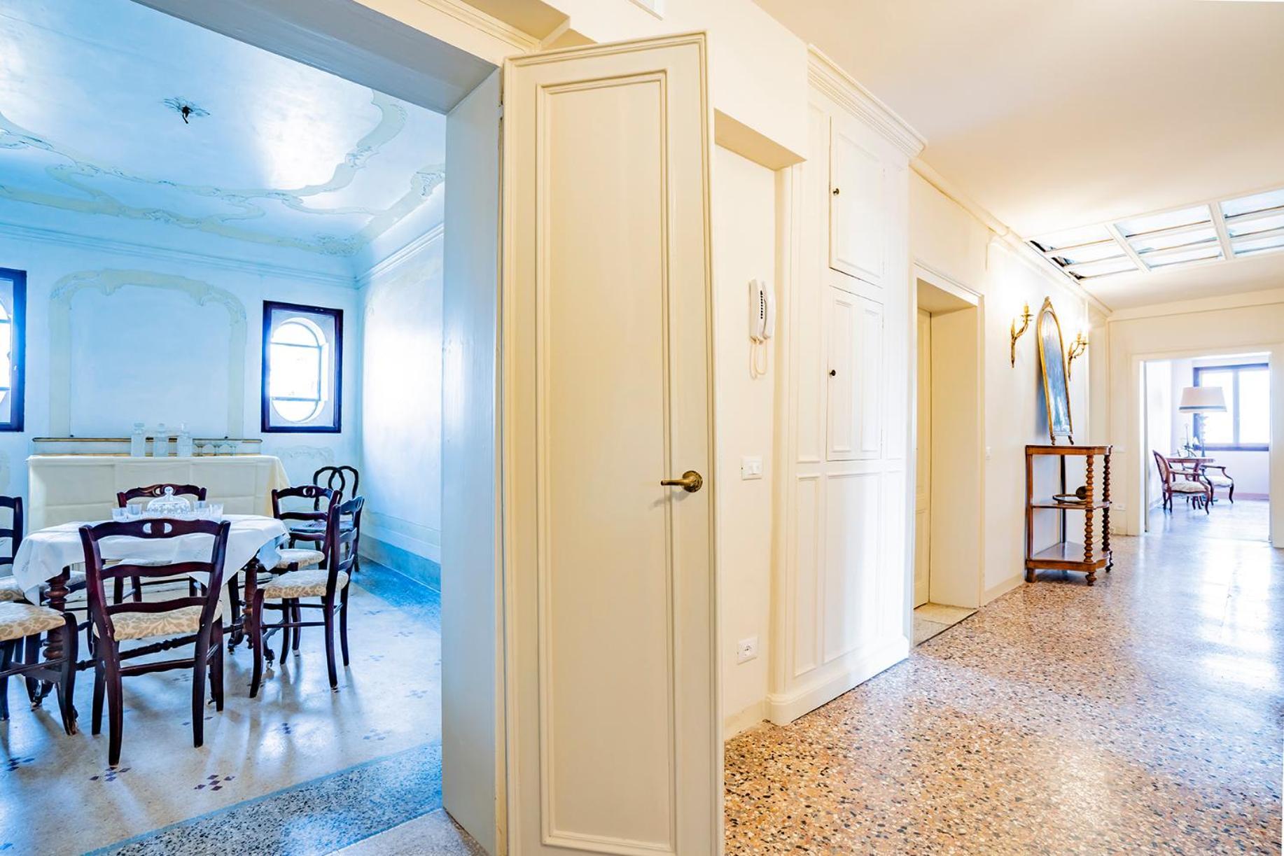 Sunbeam Palace * Venedig